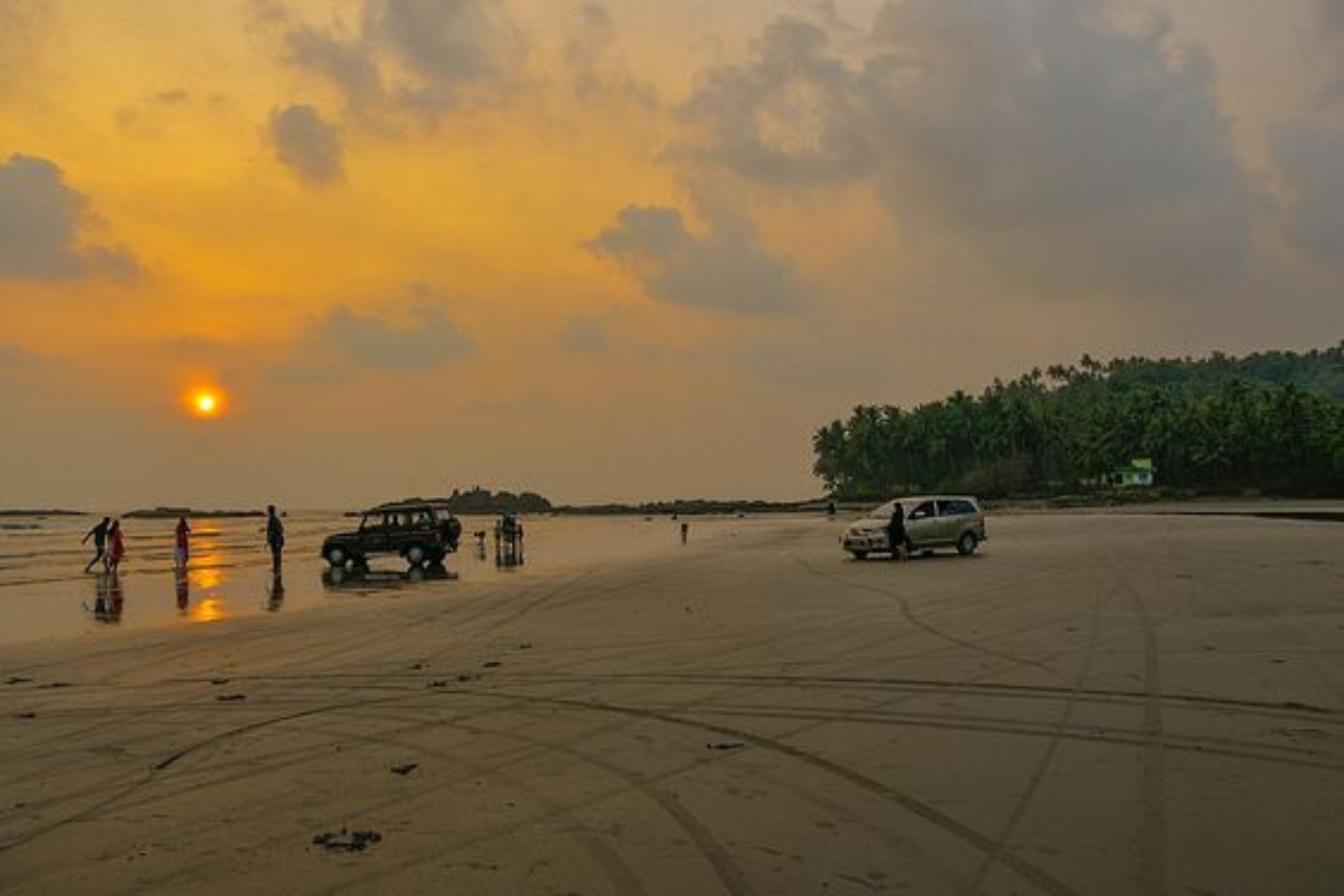 Muzhuppilangad Beach