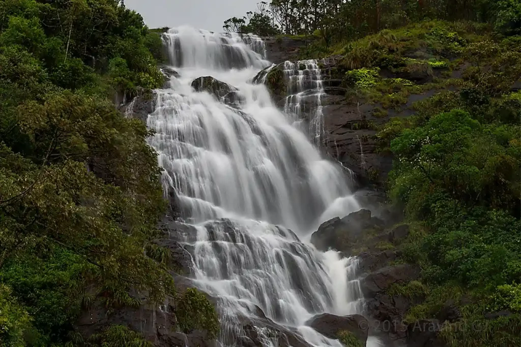 famous_ Waterfalls in Kerala -chinna kanal